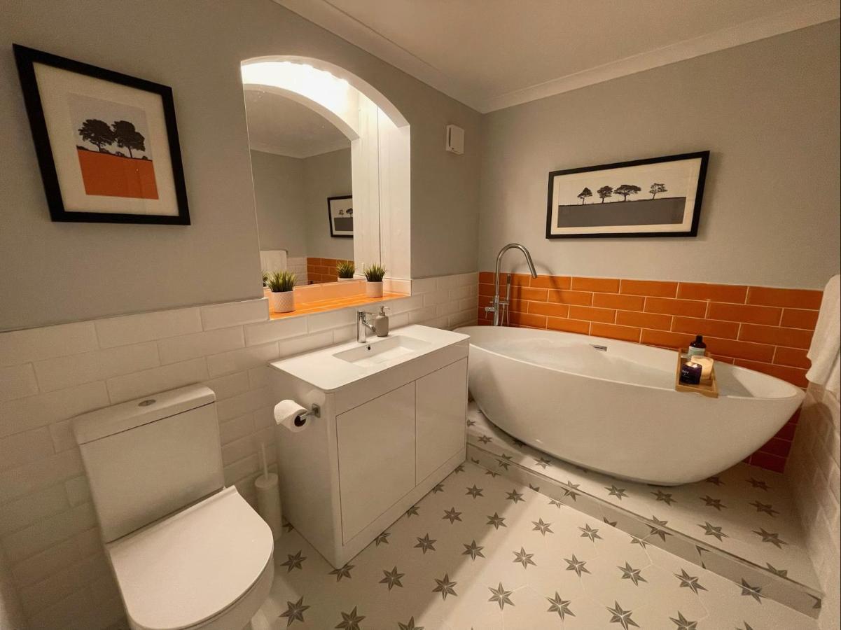 East Walls Apartment 치체스터 외부 사진