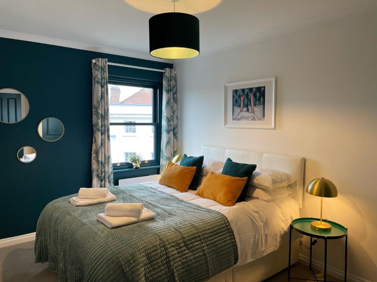 East Walls Apartment 치체스터 외부 사진